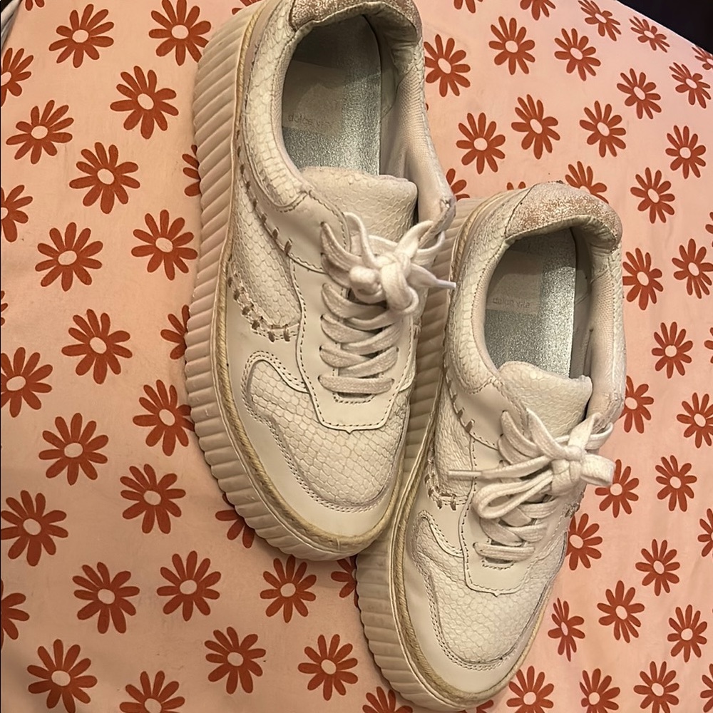 White Low-Top Sneakers with Textured Sole and Ventilation